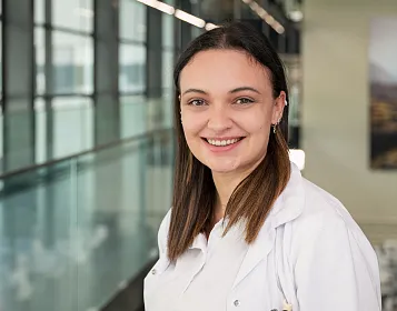 TK_Mitarbeiter_HannahEngl-2_Copyright_R.R.Wenzel_112025