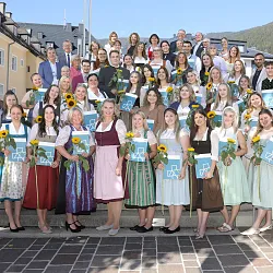 Bild1_Diplomabschluss_IMG_2804 b